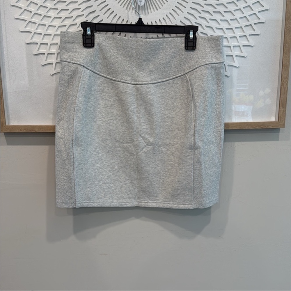 Scuba High-Rise Mini Skirt - Picture 6 of 7